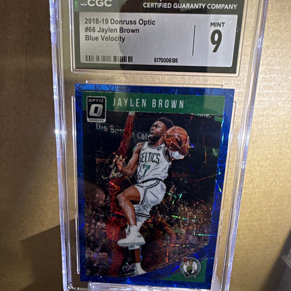 Panini 2018-19 Donruss Optic Jaylen Brown #66 Blue Velocity Prizm Celtics